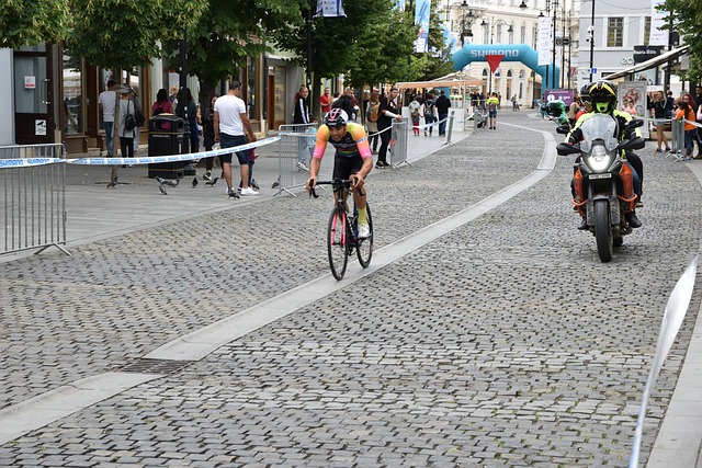 世体：勒诺尔芒已开始进行恢复性训练，但距离回归仍然很远